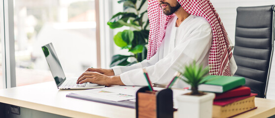 Cntakan | Legal Considerations for Freelancers Operating in the UAE